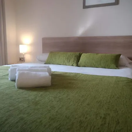Aparthotel Golf Beach 3*