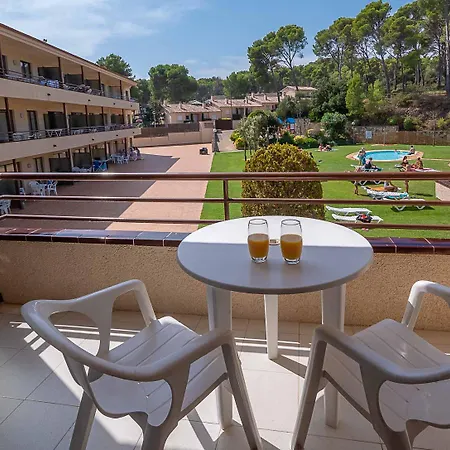 Aparthotel Golf Beach 3*