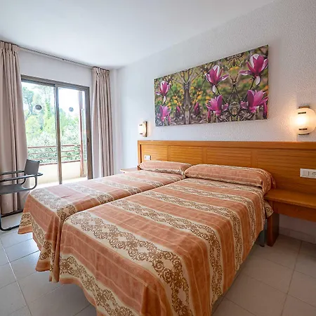 Aparthotel Golf Beach 3*