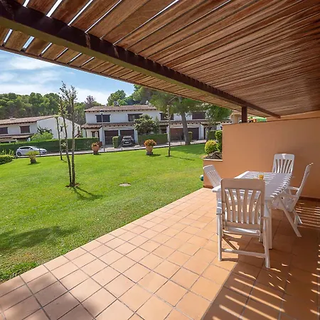 Aparthotel Golf Beach 3*